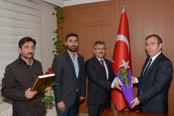 &Ccedil;atak M&uuml;ft&uuml;l&uuml;ğ&uuml; Kutlu Doğum Haftası Davetiyelerini G&uuml;l Eşliğinde Dağıttı