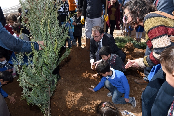 &Ccedil;atak'ta 4500 Ağa&ccedil; Fidanı Dikildi   &nbsp;