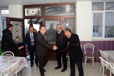 Başkan Vekili Akg&uuml;l&rsquo;&uuml;n Kuncu Ailesine Taziye Ziyareti