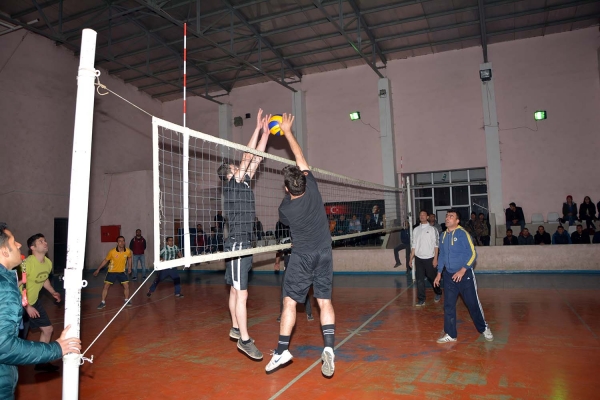 &Ccedil;atak'ta Voleybol Turnuvası