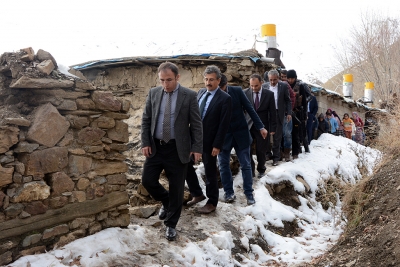 Sığırcık Mezrasının Yolu Genişletilip Parke Taşı D&ouml;şenecek