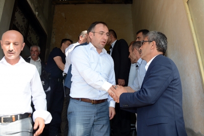 Başkan Vekili Akg&uuml;l&rsquo;&uuml;n Babur Ailesine Taziye Ziyareti